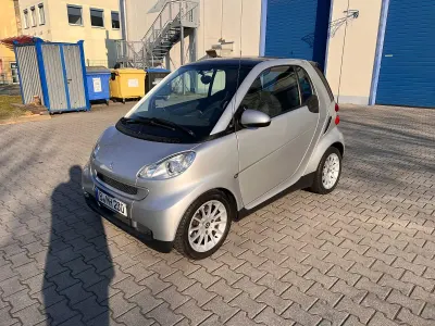Gebraucht Smart ForTwo Coupé Pure 61 PS (44 kW) 2009 Silber Coupé