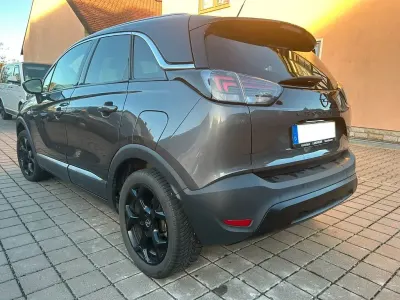 Begagnad Opel Crossland 131 HK (96 kW) 2022 Grå SUV