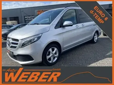 Gebraucht Mercedes V220 Edition 163 PS (119 kW) 2020 Silber Van / Kleinbus