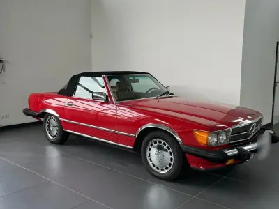 Gebraucht Mercedes 560 231 PS (169 kW) 1986 Rot Cabrio