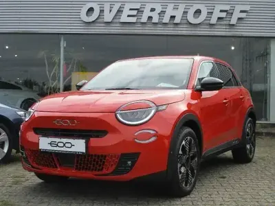 Gebraucht Fiat 600E La Prima 114 kW (156 PS) 2024 Orange SUV