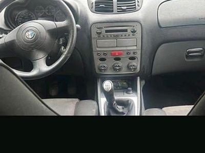 Gebraucht Alfa Romeo 147 120 PS (88 kW) 2005 Silber Kleinwagen