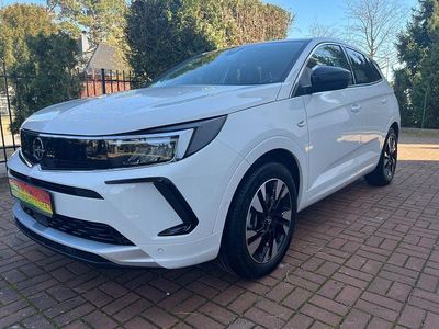 Gebraucht Opel Grandland X Elegance 181 PS (133 kW) 2023 Weiß SUV