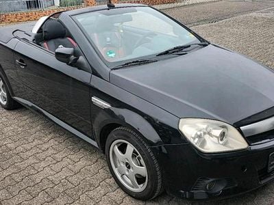 Używany Opel Tigra 90 KM (66 kW) 2005 Kabriolet