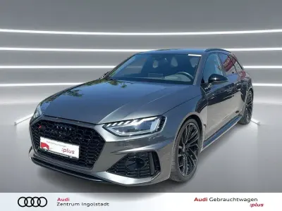 Gebraucht Audi RS4 Ambiente 450 PS (330 kW) 2024 Daytonagrau perleffekt Kombi