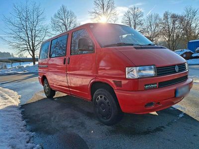 Gebraucht VW Multivan 110 PS (80 kW) 1997 Rot Van / Kleinbus