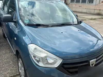 Gebraucht Dacia Lodgy 83 PS (61 kW) 2013 Blau Van / Kleinbus