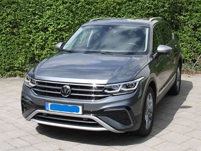 gebraucht VW Tiguan Allspace Elegance; Leder; Discover Pro; IQDrive; Area View