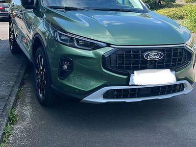 Gebraucht Ford Kuga Active X 242 PS (177 kW) 2024 Grün SUV