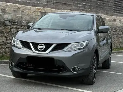 Gebraucht Nissan Qashqai N-Connecta 131 PS (96 kW) 2017 Grau SUV
