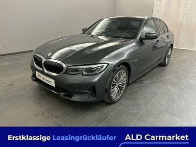 Gebraucht BMW 320e Sport Line 163 PS (119 kW) 2022 Grau Limousine
