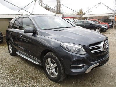 Gebraucht Mercedes GLE250 204 PS (150 kW) 2016 Grau SUV