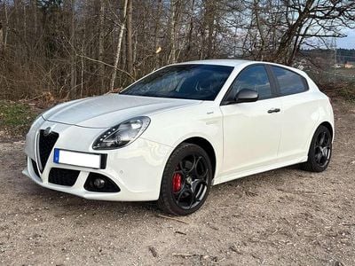 Gebraucht Alfa Romeo Giulietta Sprint 175 PS (128 kW) 2016 Weiß Kleinwagen
