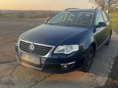 Gebraucht VW Passat 125 PS (91 kW) 2005 Blau Kombi