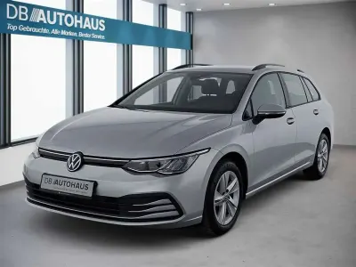 Usata VW Golf VIII Life 110 CV (80 kW) 2023 Argento Station wagon