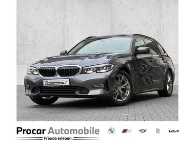 gebraucht BMW 318 i Touring Sport Line Aut. PA LC+ WLAN Kamera