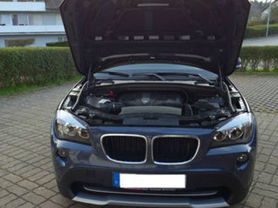 Grau metallic Gebraucht 2012 BMW X1 SUV | 18.800 €