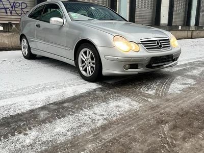 Silber Gebraucht 2002 Mercedes C180 Coupé | 2.700 € (Guter Preis)