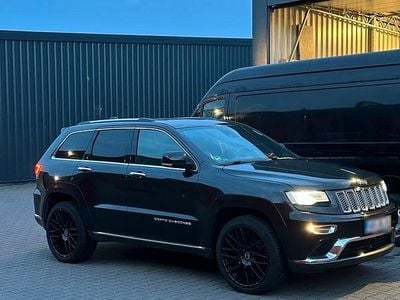 Second-hand Jeep Grand Cherokee 250 CP (183 kW) 2016 Negru SUV