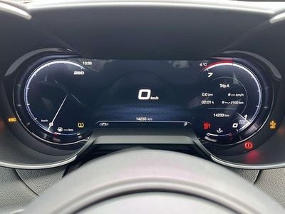 Rot Gebraucht 2023 Alfa Romeo Giulia Competizione Limousine | 34.680 € (Guter Preis)