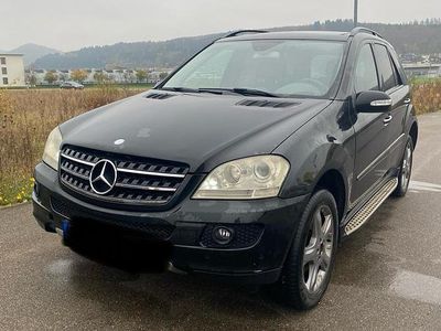 Mercedes ML320