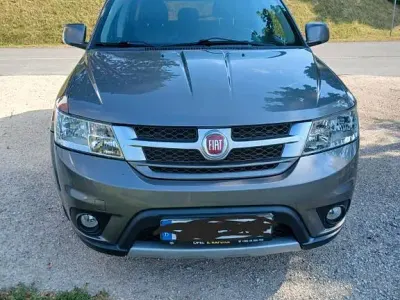 Gebraucht Fiat Freemont Urban 170 PS (125 kW) 2013 Grau SUV