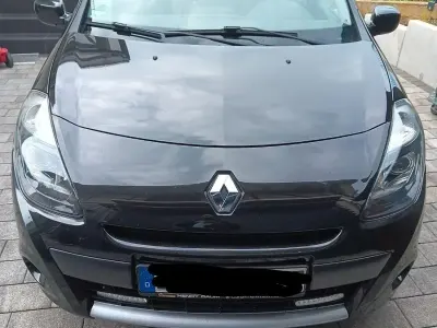 Occasion Renault Clio GrandTour Night&Day 103 ch (75 kW) 2012 Noir Break