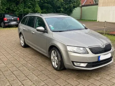 Gebraucht Skoda Octavia 105 PS (77 kW) 2012 Silber Kombi