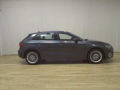 Gebraucht Audi A3 Advanced 150 PS (110 kW) 2022 Grau Limousine