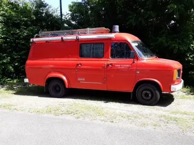 Gebraucht Ford Transit 78 PS (57 kW) 1981 Rot Van