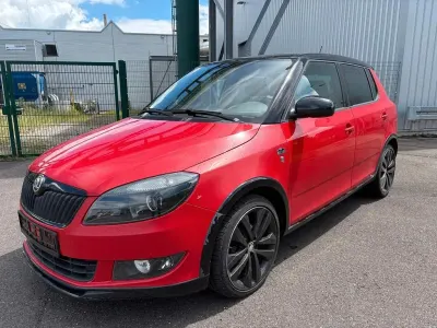 Gebraucht Skoda Fabia Monte Carlo 90 PS (66 kW) 2014 Rot Limousine