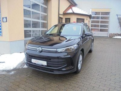 Gebraucht VW Tiguan 131 PS (96 kW) 2024 Schwarzmetallic SUV