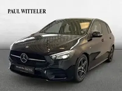 Gebraucht Mercedes B200 AMG 163 PS (119 kW) 2022 Schwarz Kleinwagen
