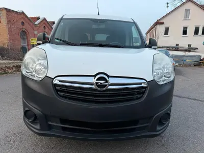 Gebraucht Opel Combo 120 PS (88 kW) 2015 Weiß Van / Kleinbus
