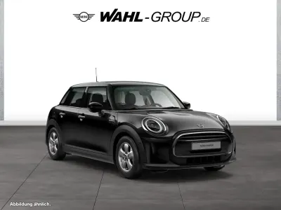 Gebraucht Mini Cooper Essential 136 PS (100 kW) 2021 Schwarz Kleinwagen