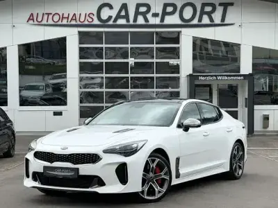 Gebraucht Kia Stinger GT 370 PS (272 kW) 2019 Weiß Kleinwagen