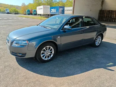 Gebraucht Audi A4 102 PS (75 kW) 2005 Silber Limousine