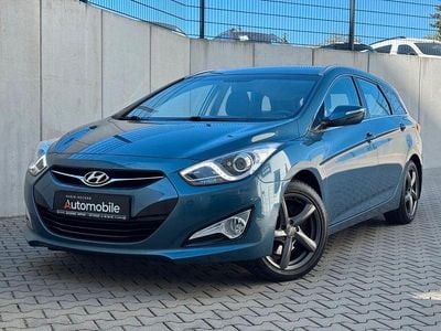 Usata Hyundai i40 Edition 135 CV (99 kW) 2014 Blu Station wagon