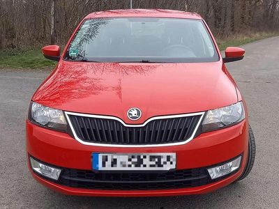 Gebraucht Skoda Rapid Cool Edition 90 PS (66 kW) 2016 Rot Kleinwagen