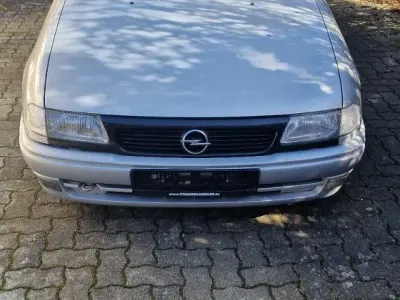 Gebraucht Opel Astra Cabriolet 71 PS (52 kW) 1996 Cabrio