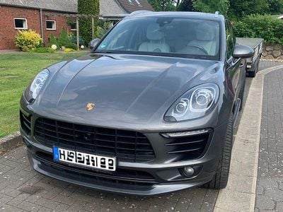 Porsche Macan S