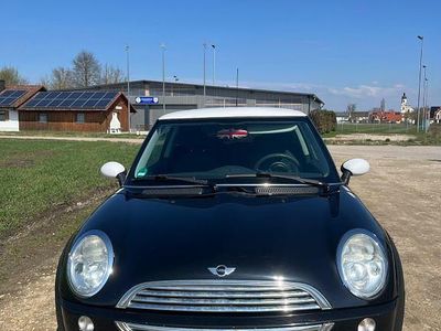 Gebraucht Mini ONE 90 PS (66 kW) 2003 Schwarz Kleinwagen