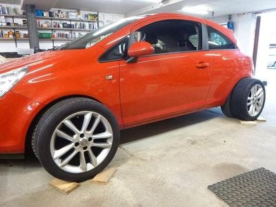 Gebraucht Opel Corsa Color Edition 101 PS (74 kW) 2010 Rot Coupé