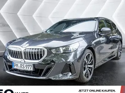 Gebraucht BMW 520 208 PS (152 kW) 2025 Grau Kombi