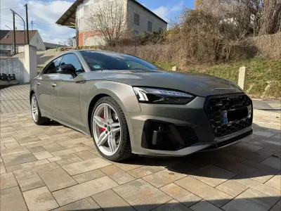 Gebraucht Audi A5 S-Line 204 PS (150 kW) 2024 Grau Limousine