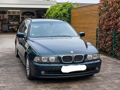 Gebraucht BMW 520 Sport Line 170 PS (125 kW) 2001 Grün Kombi