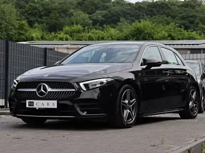 Gebraucht Mercedes A200 AMG line 163 PS (119 kW) 2021 Schwarz Limousine