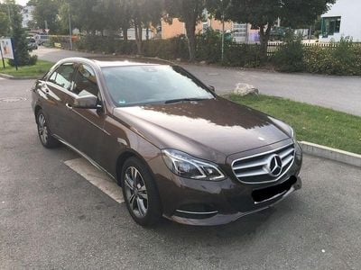 Mercedes E200