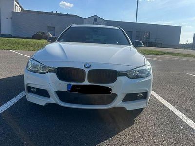Gebraucht BMW 320 M Sport 190 PS (139 kW) 2018 Weiß Kombi