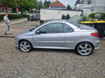 Gebraucht Peugeot 206 CC Quiksilver 109 PS (80 kW) 2006 Cabrio